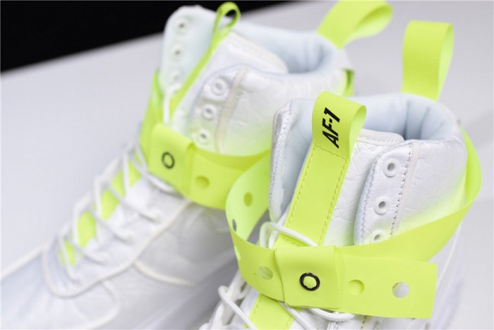 More info Web results Air Force 1 High ´07 "VIP" - Nike - 573967-101