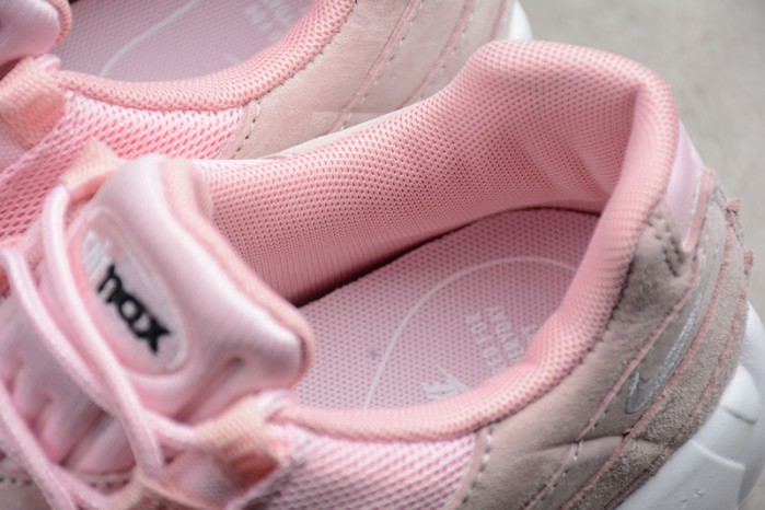 NIKE womens WMNS Air Max 95 "PRISM PINK" White-Sheen-Black 919924-600