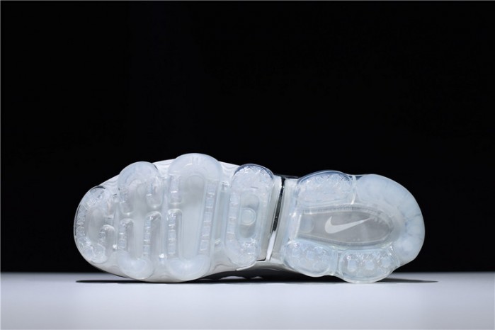 Nike VaporMax Plus "Triple White" Pure Platinum mens 924453-100
