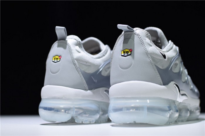 Nike VaporMax Plus "Triple White" Pure Platinum mens 924453-100