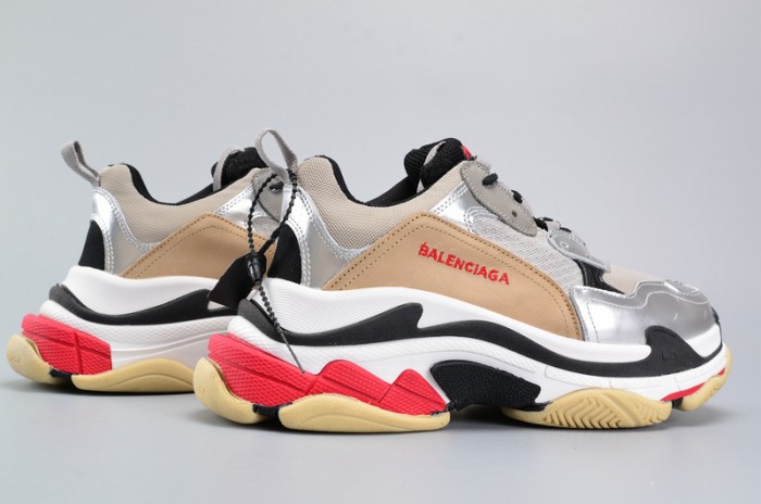 BLG 17FW TRIPLE S 656686-W06G0-1001