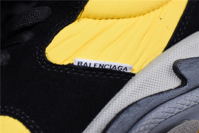 BLG Triple-S Sneaker 2.0 52403 W09T 212