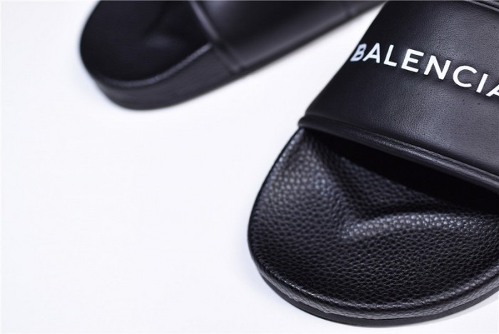 BLG Logo leather slip-on sandals 181342F124005