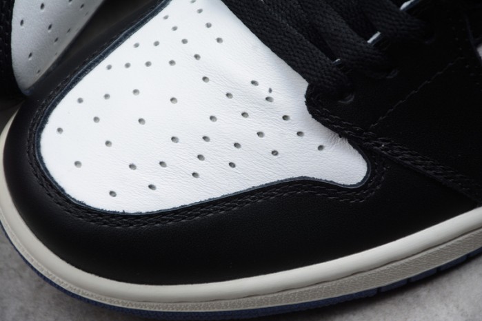 Air Jordan 1 "Blue Moon" 555088-115