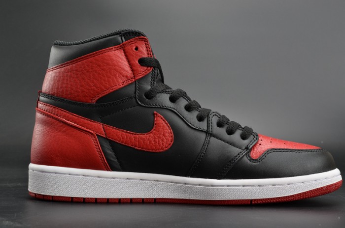 Air Jordan 1 Retro High OG "Banned" red mens 555088-001