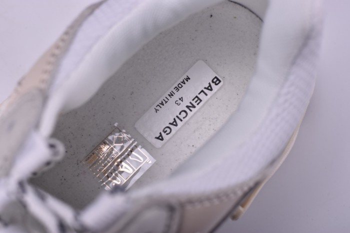 BLG 17FW TRIPLE S"CREAM" 490671-W06F1-9000