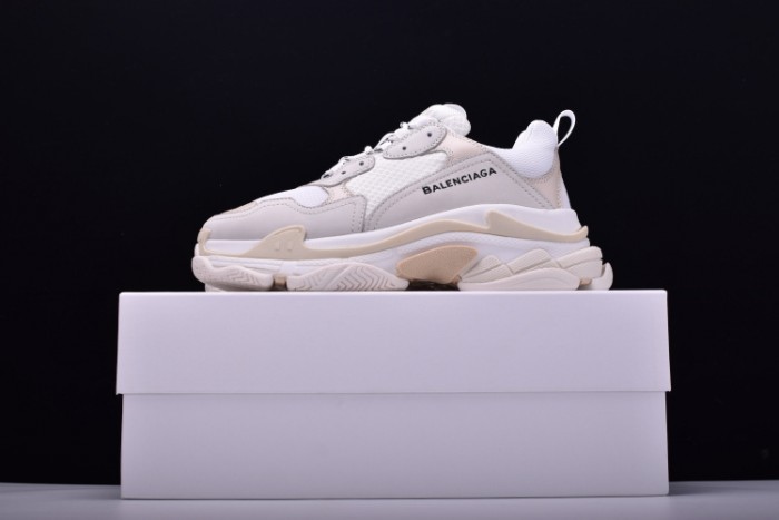 BLG 17FW TRIPLE S"CREAM" 490671-W06F1-9000