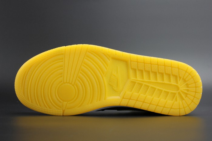 Air Jordan 1 Retro Mid ´New Love 554724-035