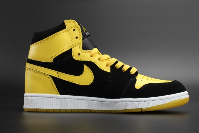 Air Jordan 1 Retro Mid ´New Love 554724-035