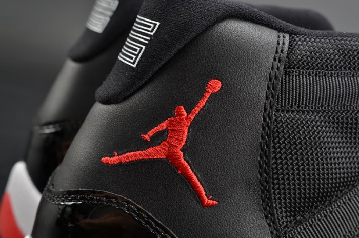 AIR JORDAN 11 RETRO (GS) "2012 RELEASE" black mens 378037-010