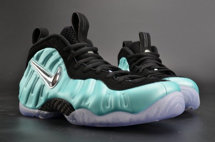 Nike Air Foamposite Pro "Island Green" Metallic Platinum mens 624041-303