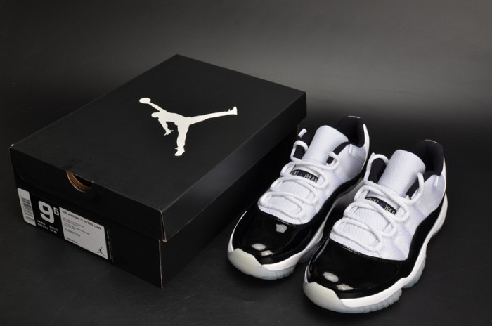 AIR JORDAN 11 RETRO LOW "CONCORD" BLACK/ WHITE mens 528895-153
