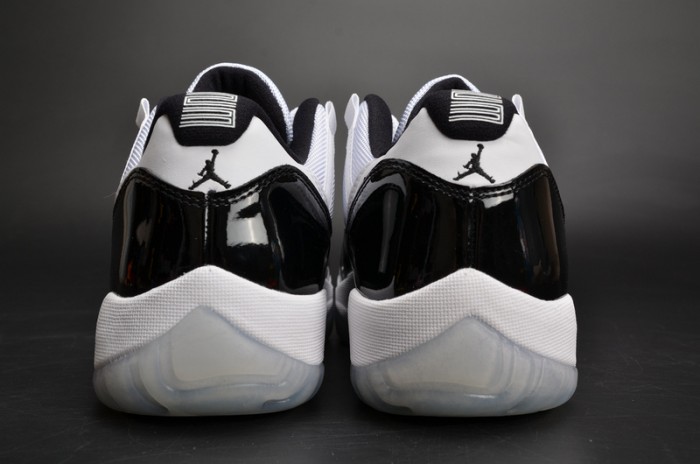 AIR JORDAN 11 RETRO LOW "CONCORD" BLACK/ WHITE mens 528895-153