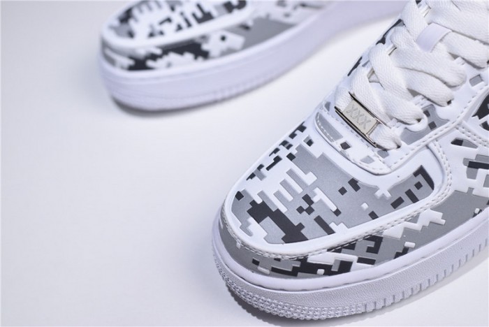 Air Force 1 Low Premium 08 Qs ´Digi Camo´ - Nike - 520505-100