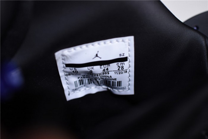 Jordan 6 Retro Social Status - AR2257-005
