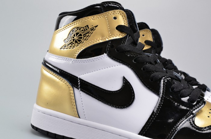 Air Jordan 1 Retro High OG NRG ComplexCon "Top 3 Gold" 861428-001