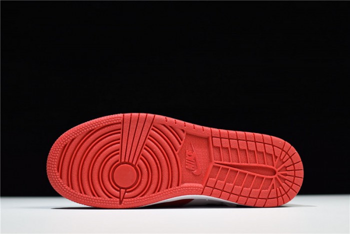 The Air Jordan 1 Rebel "Chicago" red AT4151-100