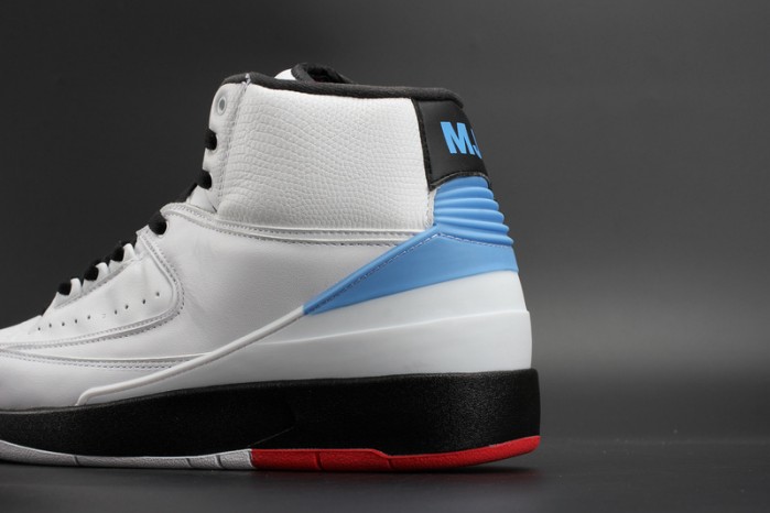 AIR JORDAN 2 RETRO UNC"Alumni" mens 917360-105