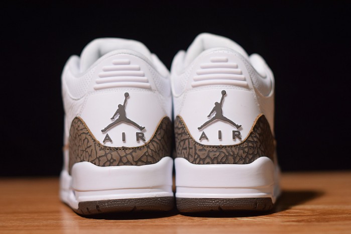 Air Jordan 3 Mocha 136064-122