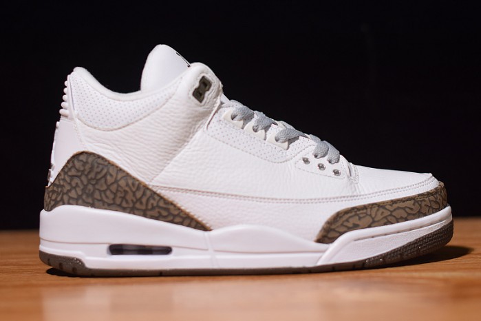 Air Jordan 3 Mocha 136064-122