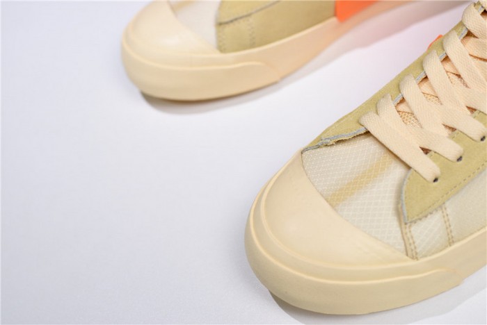 Off-White x Nike Blazer Studio Mid ´All Hallows Eve´ AA3832-700