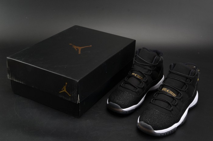 AIR JORDAN 11 RETRO PREM HC (GS) "HEIRESS" BLACK/ gold-white 852625-030