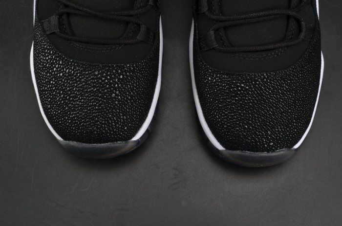 AIR JORDAN 11 RETRO PREM HC (GS) "HEIRESS" BLACK/ gold-white 852625-030