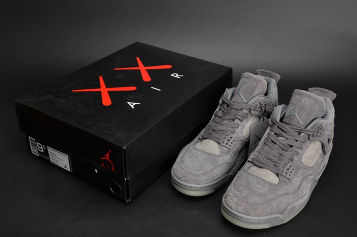 KAWS x Air Jordan 4 "Cool Grey" 930155-003
