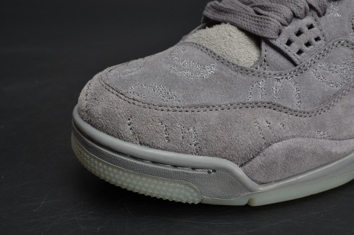 KAWS x Air Jordan 4 "Cool Grey" 930155-003