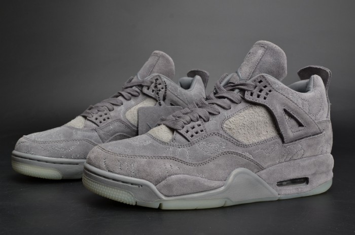 KAWS x Air Jordan 4 "Cool Grey" 930155-003