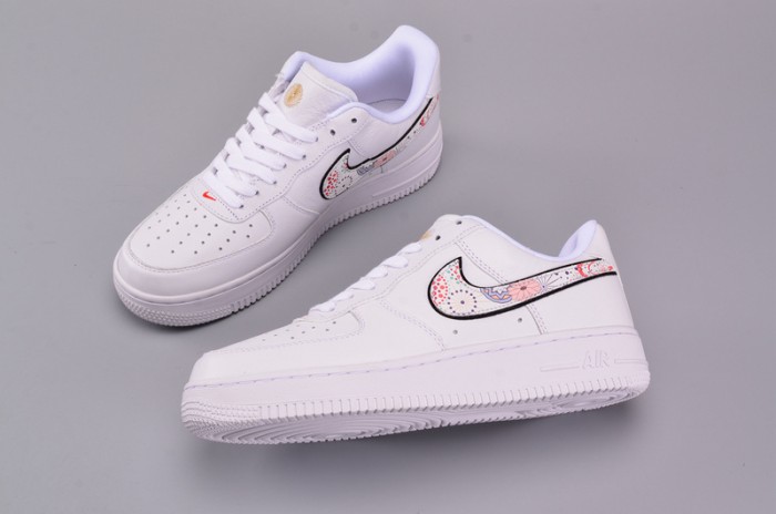 Nike Air Force 1 ´07 LNY QS Casual Shoes Lunar New Year White AO9381-100