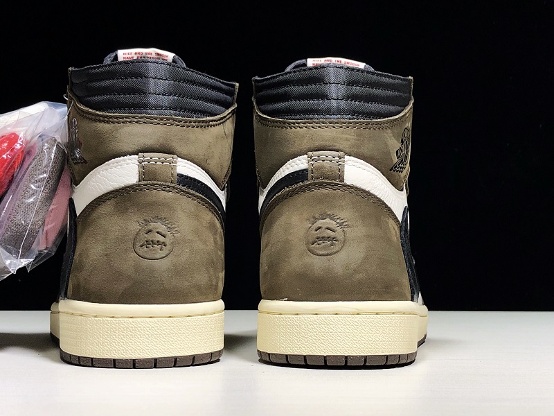 AIR JORDAN 1 RETRO HIGH TRAVIS SCOTT - CD4487-100