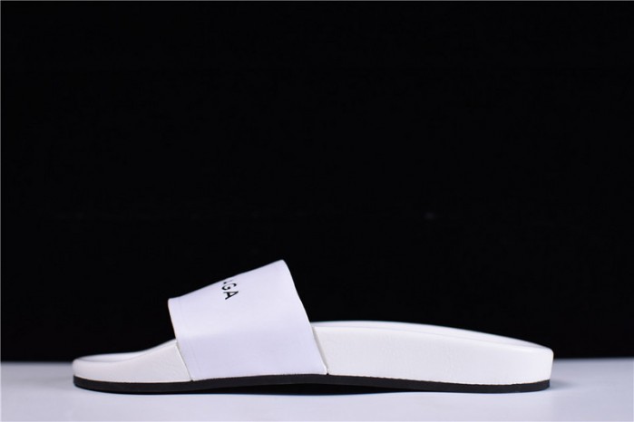 BLG Logo leather slip-on sandals 72ZE-C329