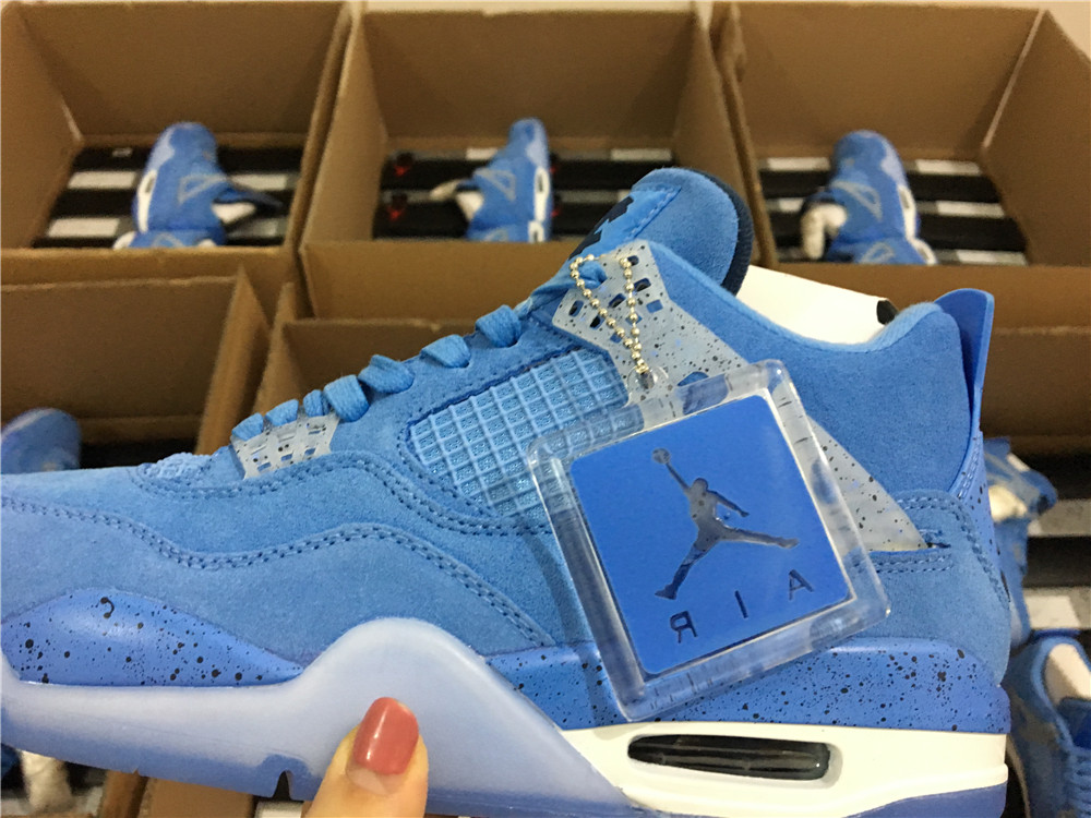 AIR JORDAN 4 RETRO SKY BLUE WHITE 1032070