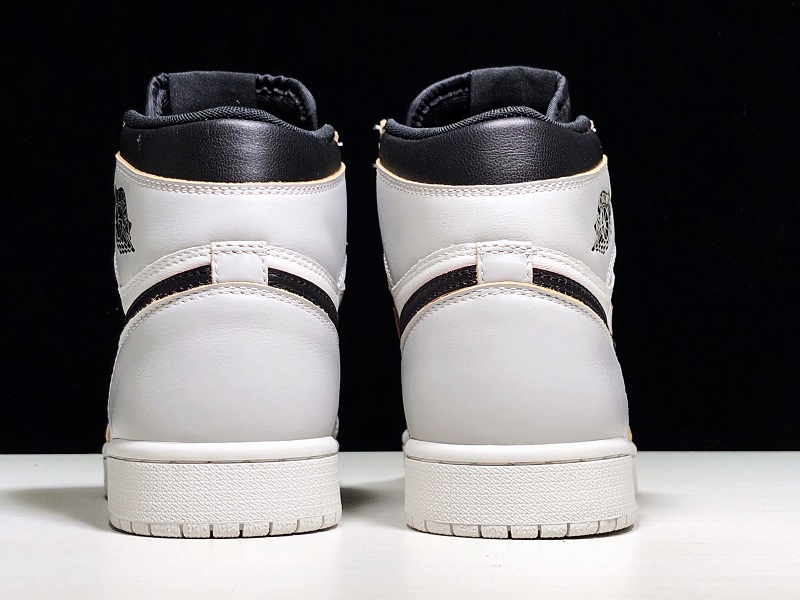 Jordan 1 Retro High OG Defiant SB Light Bone CD6578-006