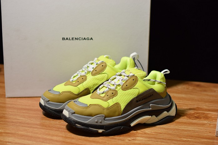 BLG TRIPLE S 483513-W901
