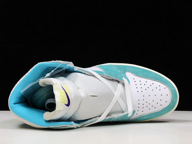 Air Jordan 1 Retro High OG ´Turbo Green´ - Air Jordan - 555088-311