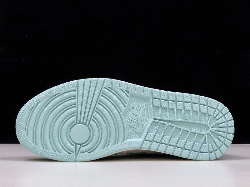 Air Jordan 1 Retro High OG ´Turbo Green´ - Air Jordan - 555088-311
