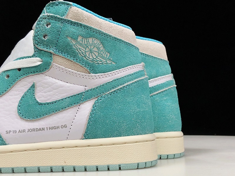 Air Jordan 1 Retro High OG ´Turbo Green´ - Air Jordan - 555088-311