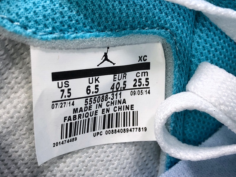 Air Jordan 1 Retro High OG ´Turbo Green´ - Air Jordan - 555088-311