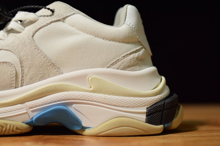 BLG Triple S White Suede 500597 W0971 9000