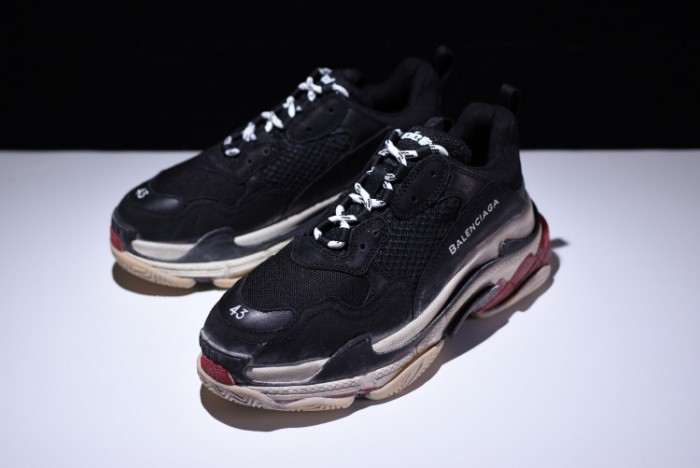 BLG TRIPLE S W06E1-1000