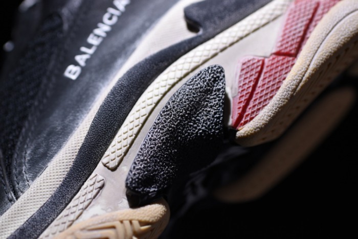 BLG TRIPLE S W06E1-1000