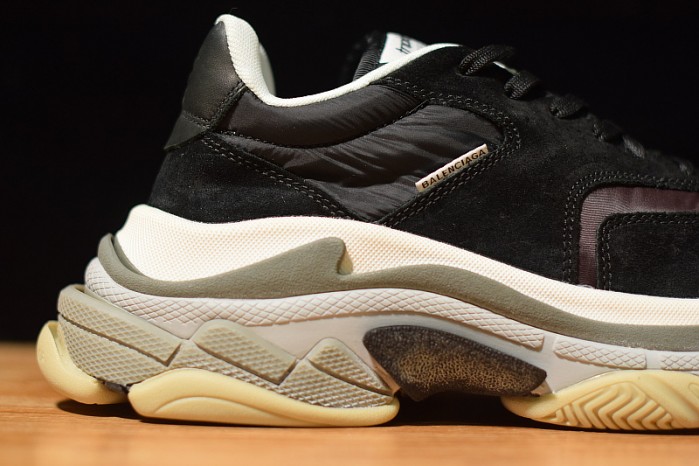 BLG Triple S Black Burgundy 514008 W09S1 1058