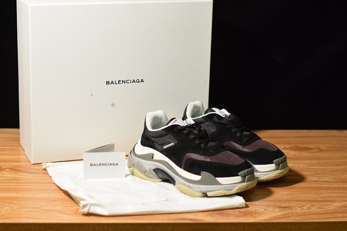 BLG Triple S Black Burgundy 514008 W09S1 1058