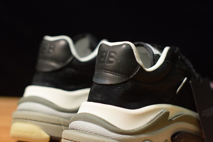 BLG Triple S Black Burgundy 514008 W09S1 1058
