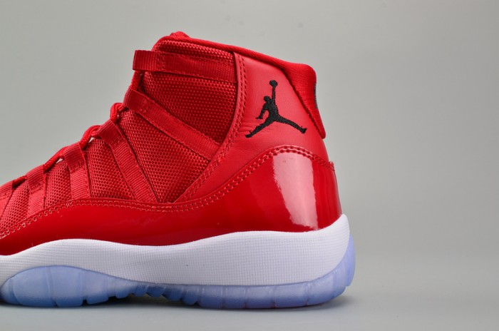 AIR JORDAN 11 RETRO BG (GS) "WIN LIKE ´96" red womens 378038-623