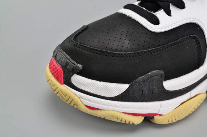 BLG BLACK AND WHITE 17FW TRIPLE S 483560-W06E1-1011