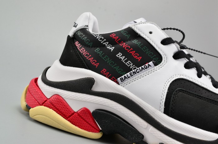 BLG BLACK AND WHITE 17FW TRIPLE S 483560-W06E1-1011