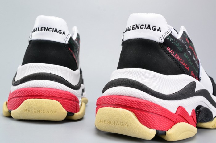 BLG BLACK AND WHITE 17FW TRIPLE S 483560-W06E1-1011